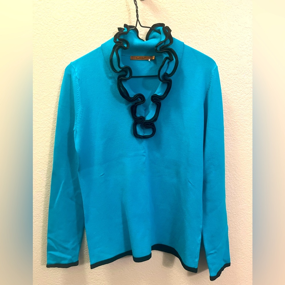 belldini Blue/ Turquoise Long Sleeve V-Neck Blouse with Ruffles  - Size Large